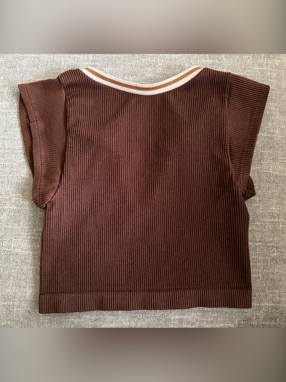 Urban Outfitters Brown Ribbed Scoop-Neck Crop Top - Picture 4 of 4